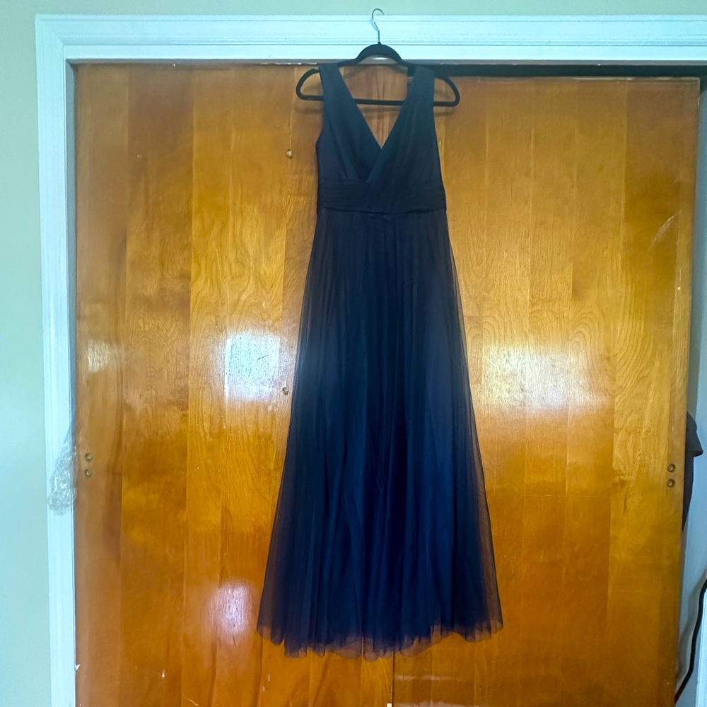 Maxi lace dress in navy blue